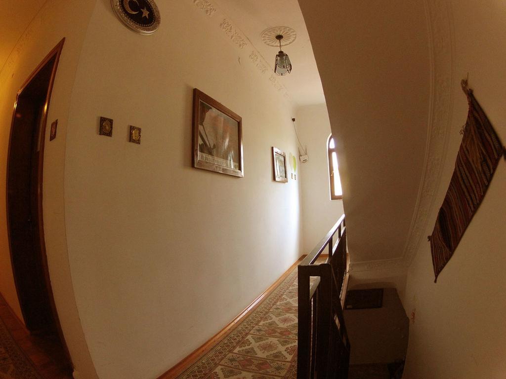 Bed and Breakfast Happydocia Göreme Esterno foto