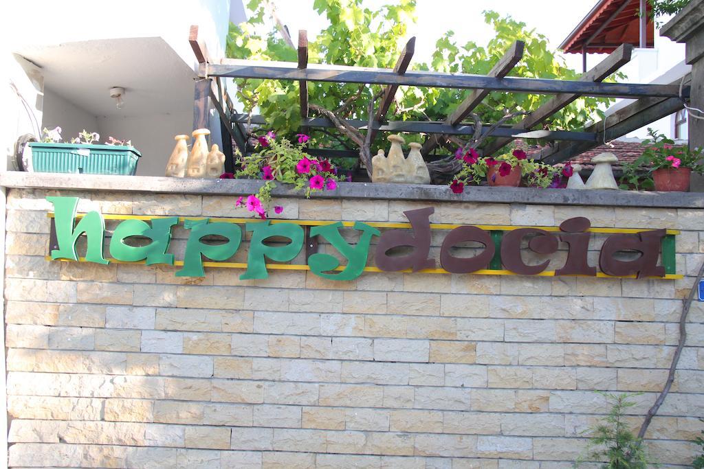 Bed and Breakfast Happydocia Göreme Esterno foto