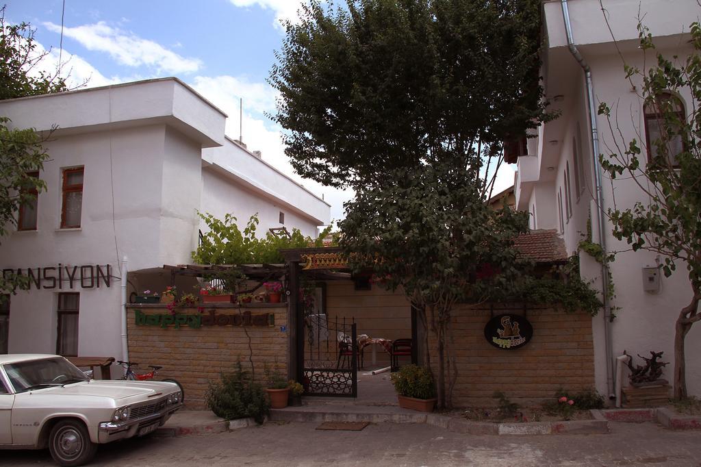 Bed and Breakfast Happydocia Göreme Esterno foto